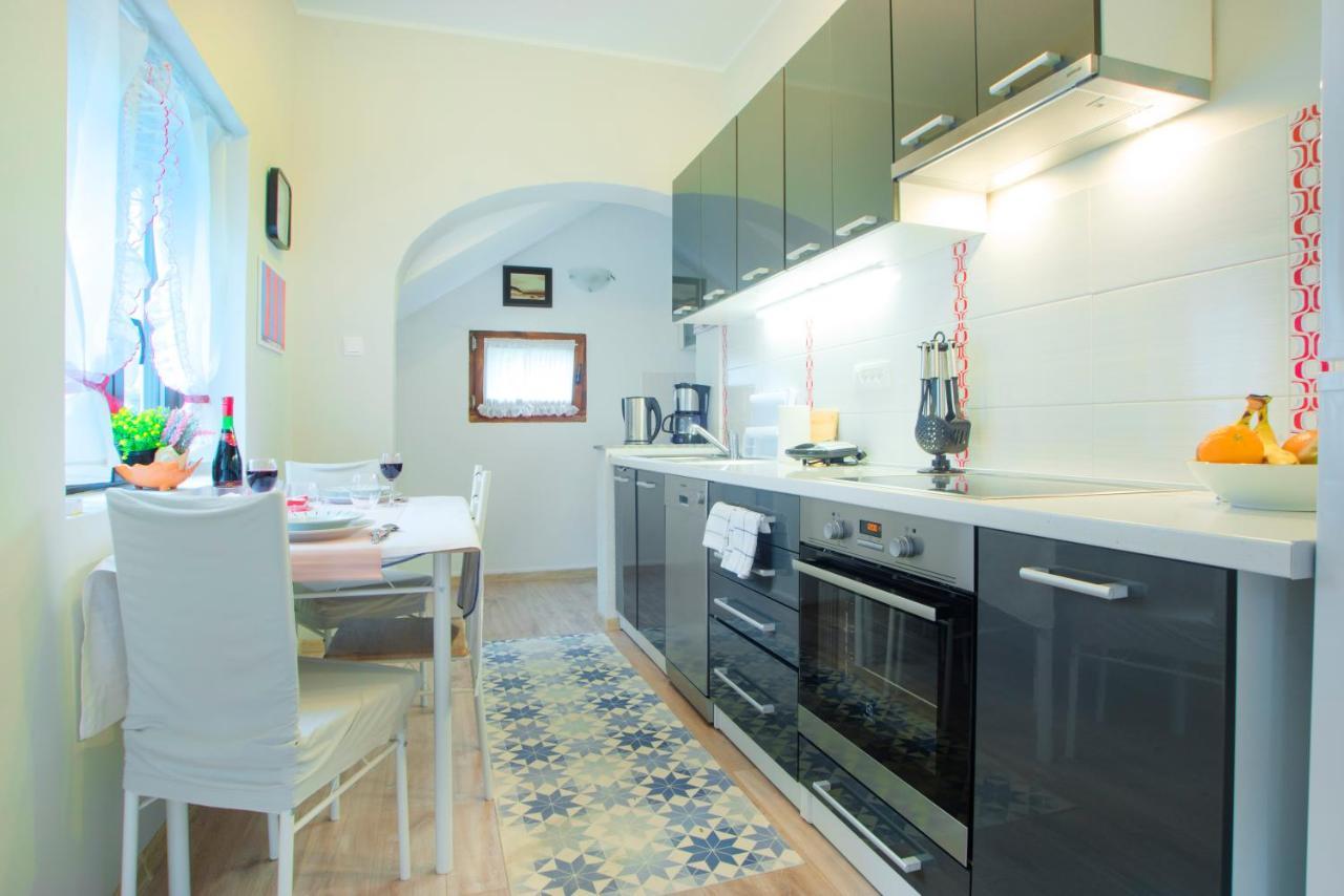 Apartments Karmelic Malinska Dış mekan fotoğraf